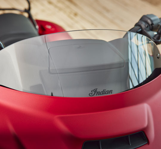 ECRÃ AJUSTÁVEL ELETRONICAMENTE