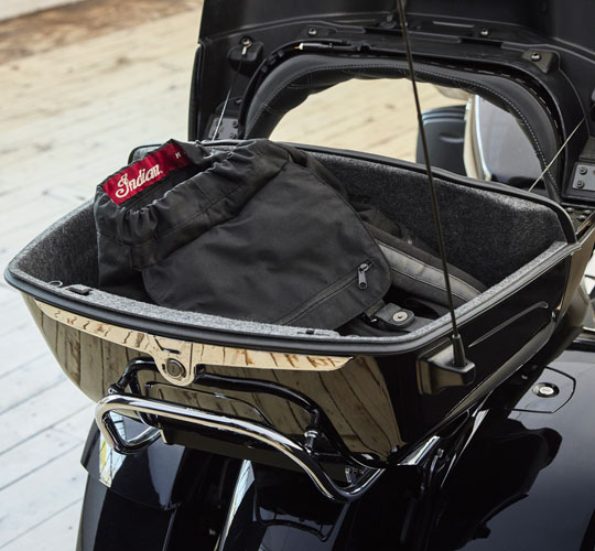 ESPAÇO DE ARMAZENAMENTO PARA LONGAS VIAGENS